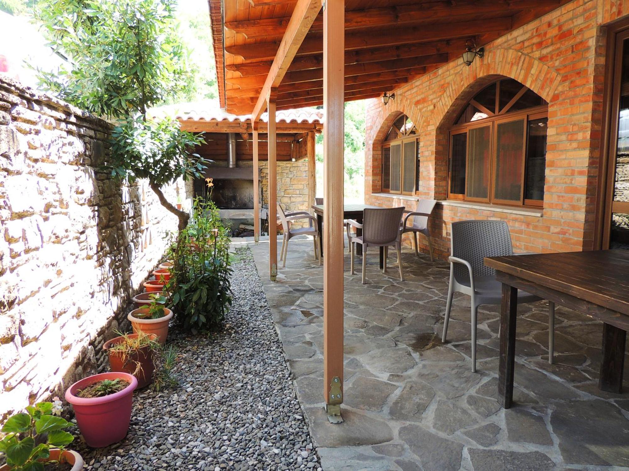 Pensjonat Parents House Berat